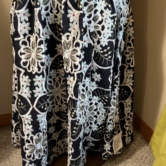 ASOS Embroidered Black & White Puff Sleeve Maxi Dress - Picture 4 of 5